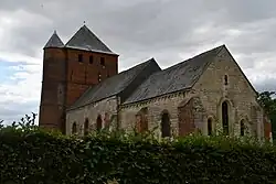 Vue extérieure du Saint-Médard.