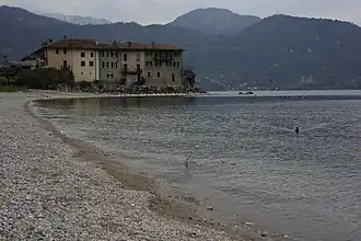 Le lac de Côme vu de Lierna.
