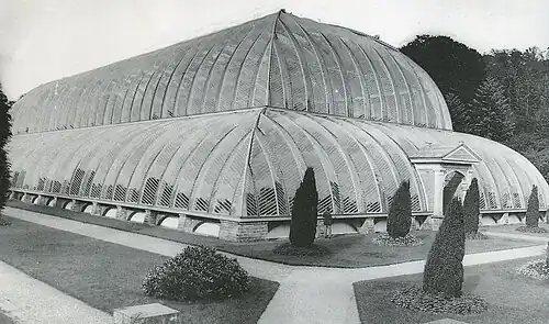 La grande serre de Chatsworth (1836-1840) Long : 84 m, haut : 19 m