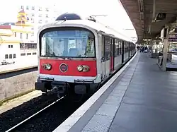 Rame MS 61 à quai.