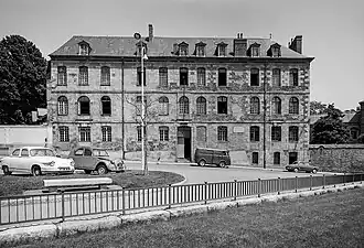 Façade de l'hôtel Bon Pasteur en 1966