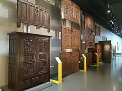 Façade de coffres et armoires