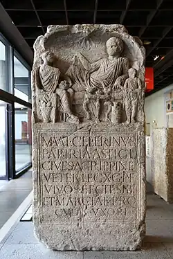 Pierre tombale du vétéran Marcus Valerius Celerinus et de son épouse Marcia Procula.
