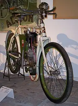 Laurin & Klement Type TI (1903).