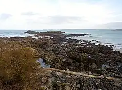 Extrémité nord de la Pointe du Château.