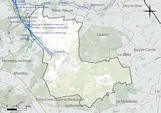 Carte en couleur présentant le réseau hydrographique de la commune