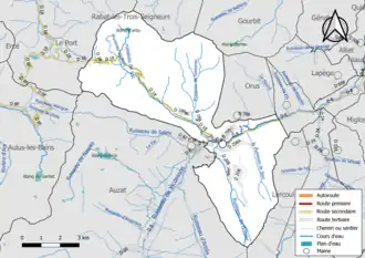 Carte en couleur présentant le réseau hydrographique de la commune
