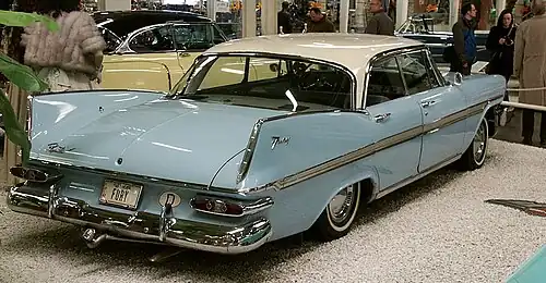 Fury quatre portes hardtop.