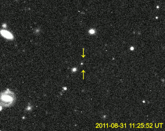 Description de l'image 2017 OF201 CFHT 2011-08-31 annotated.gif.