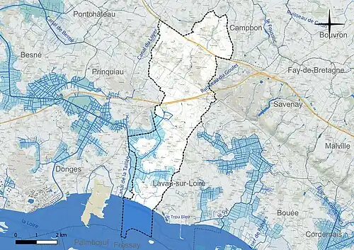 Carte en couleur présentant le réseau hydrographique de la commune