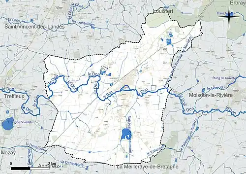 Carte en couleur présentant le réseau hydrographique de la commune