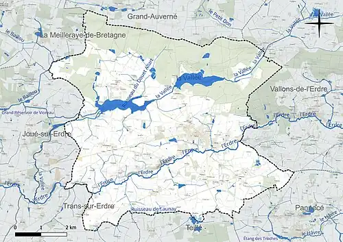 Carte en couleur présentant le réseau hydrographique de la commune