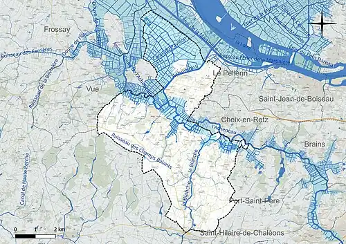 Carte en couleur présentant le réseau hydrographique de la commune