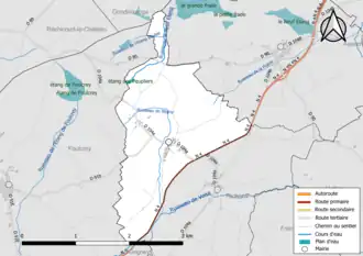 Carte en couleur présentant le réseau hydrographique de la commune