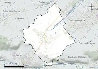 Carte en couleur présentant le réseau hydrographique de la commune