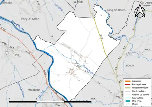 Carte en couleur présentant le réseau hydrographique de la commune