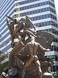 Mechanics monument&nbsp;(en), également connu sous le nom de Donahue Memorial Fountain, 1901 (Market Street, San Francisco).