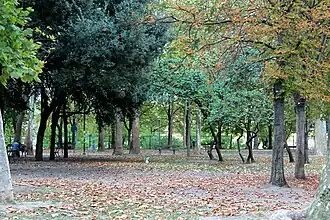 Le parc en automne.