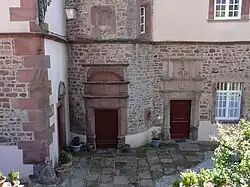 Château de Birkenwald : portails Renaissance.