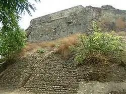 Angle nord-est du château.