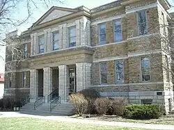 La bibliothèque Case.