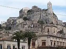 Le château des comtes de Modica.