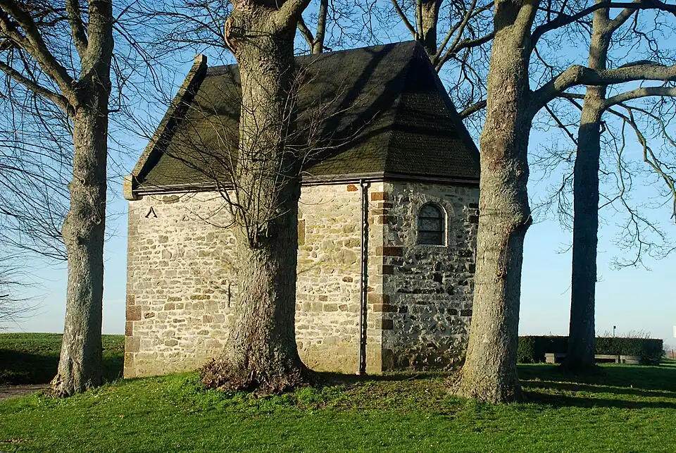 Façade méridionale et chevet.
