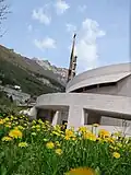 Vue partielle de l'église de l'Immaculée-Conception, à Longarone.