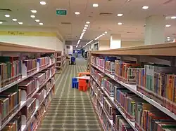 Une bibliothèque publique à Singapour.