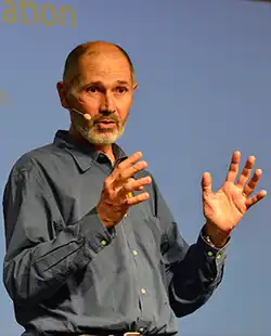 Portrait de Christophe André