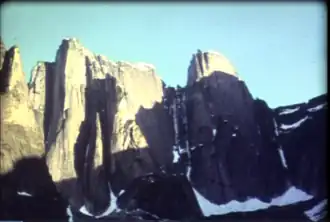 Vue du cirque des Parois impossibles lors de l'expédition belge de 1977.