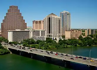 Image illustrative de l’article Ann W. Richards Congress Avenue Bridge