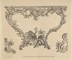 C'est d'abord sur les meubles, et notamment les consoles, que le style Louis XV ou rocaille, constitué principalement de rinceaux modifiés, est apparu en France.