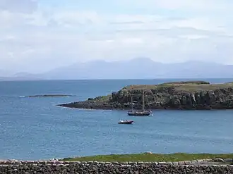 Eilean Chathastail vue de Eigg