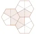 Tuile connexe appelée "chapeau" solution du problème proposée en mars 2023, construite à partir d'hexagones réguliers.
