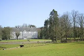 Image illustrative de l’article Château de Fontaine (Emptinne)