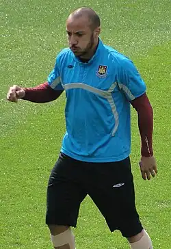 Julien Faubert en 2010 à l'entraînement avec le Wigan Athletic Football Club.