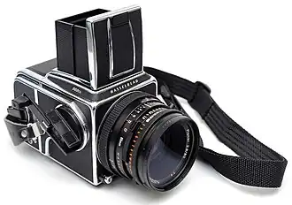 Hasselblad 503 : reflex moyen format.