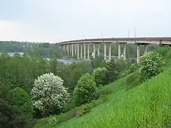 Le pont de l'Amitié.