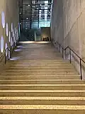Escalier vers…