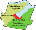 1953 La ville de Port-Alfred absorbe le village de Grande-Baie.