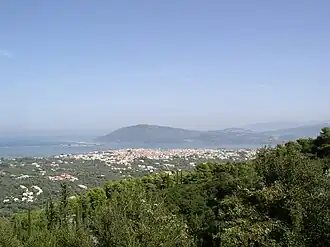 Vue de la ville de Leucade.