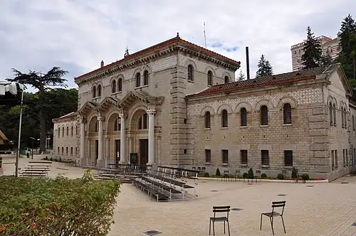 Les Thermes, 25 juillet 2011.
