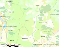Carte élémentaire montrant les limites de la commune, les communes voisines, les zones de végétation et les routes