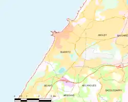 Carte montrant le territoire de la commune et les localités limitrophes.