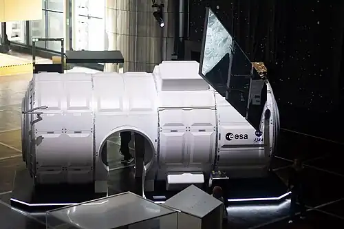 Reproduction du module I-Hab à la Cité des Sciences et de l'Industrie.