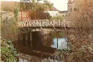 Le pont en béton armé en 2010.