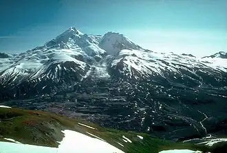 Le mont Redoubt en 1980