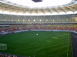 Vue d'un stade de football depuis les tribunes