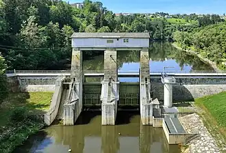 Aval du barrage Neufelden.